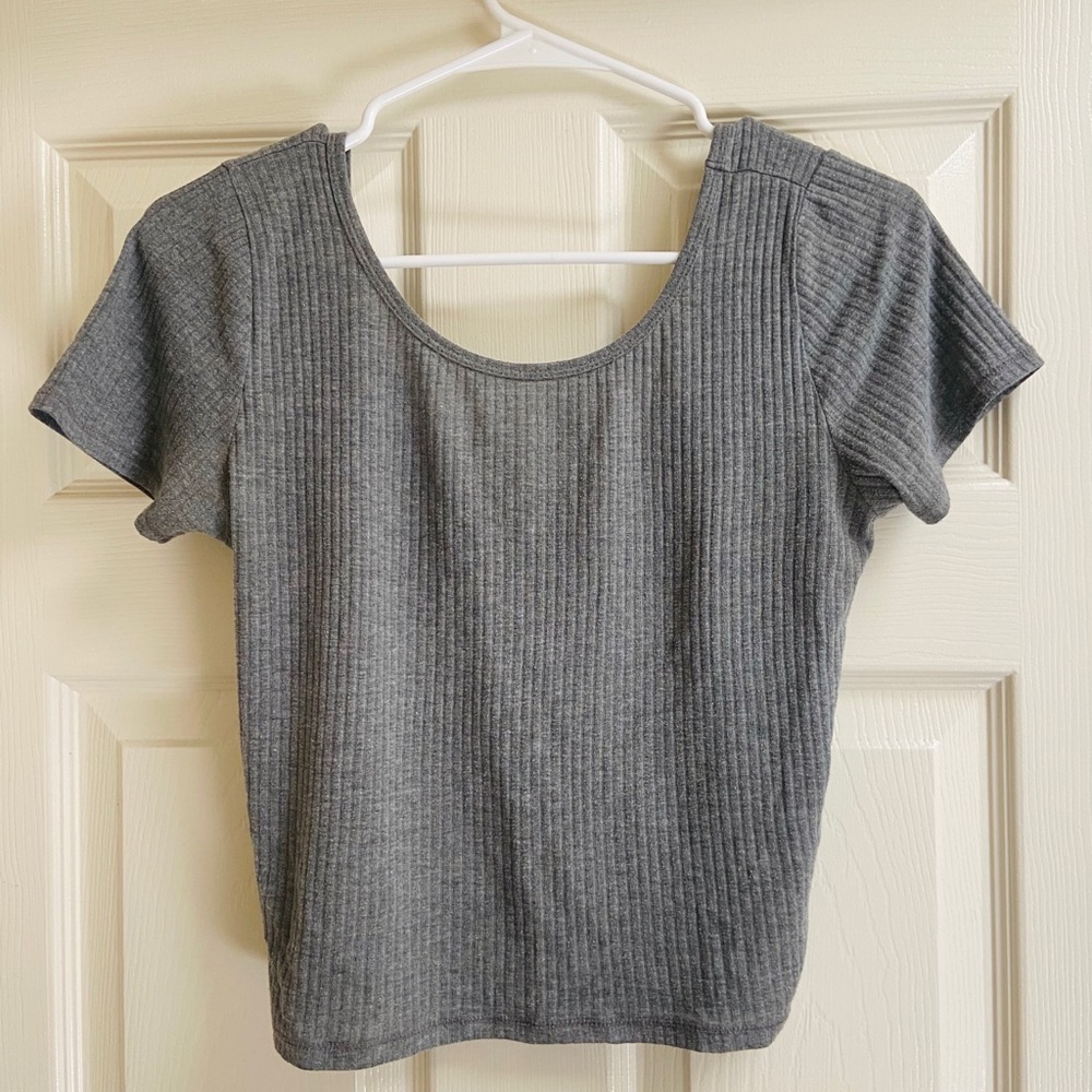 gray top